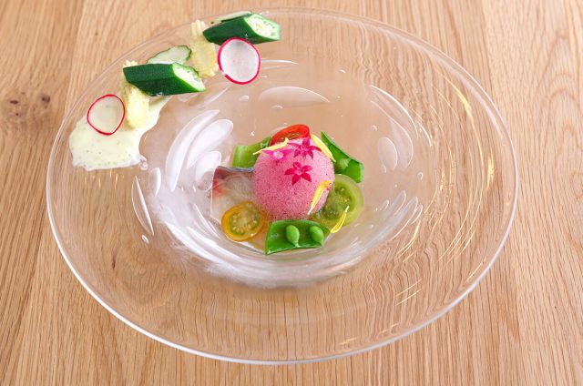 2. 旬な海の幸と夏野菜
～ホワイトバルサミコのジュレ～